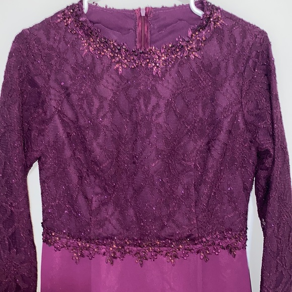 Party dress - Picture 1 of 3